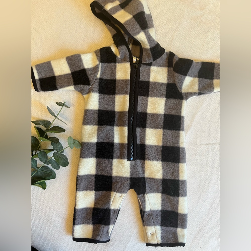Old Navy Gingham Baby Bunting Fleece Zip Up Suit